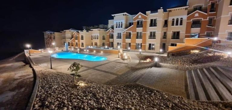 عرض مميز جدا علي سعر المتر في منتجع هيفين هيلز العين السخنة